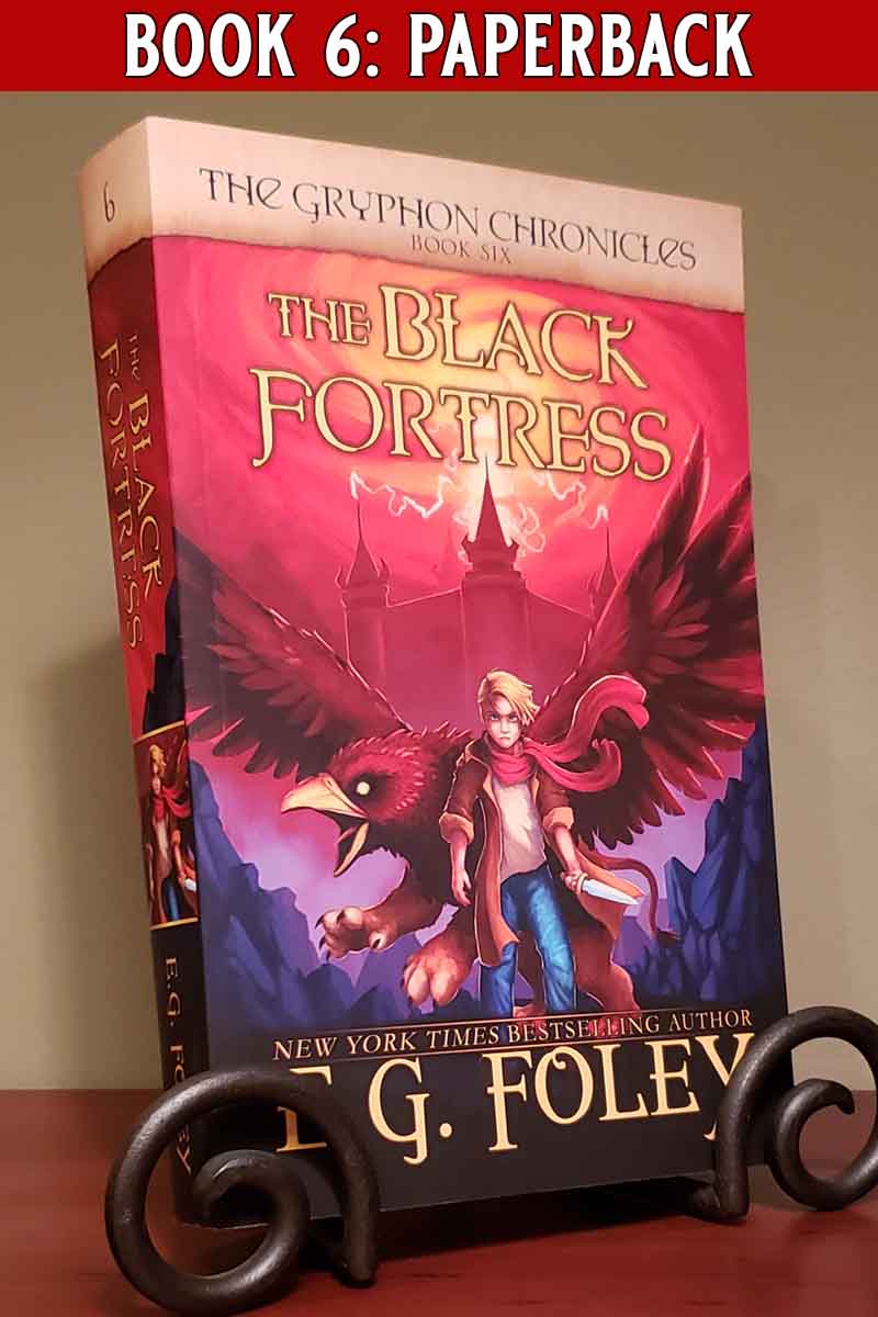 The Black Fortress (The Gryphon Chronicles, Book 6)